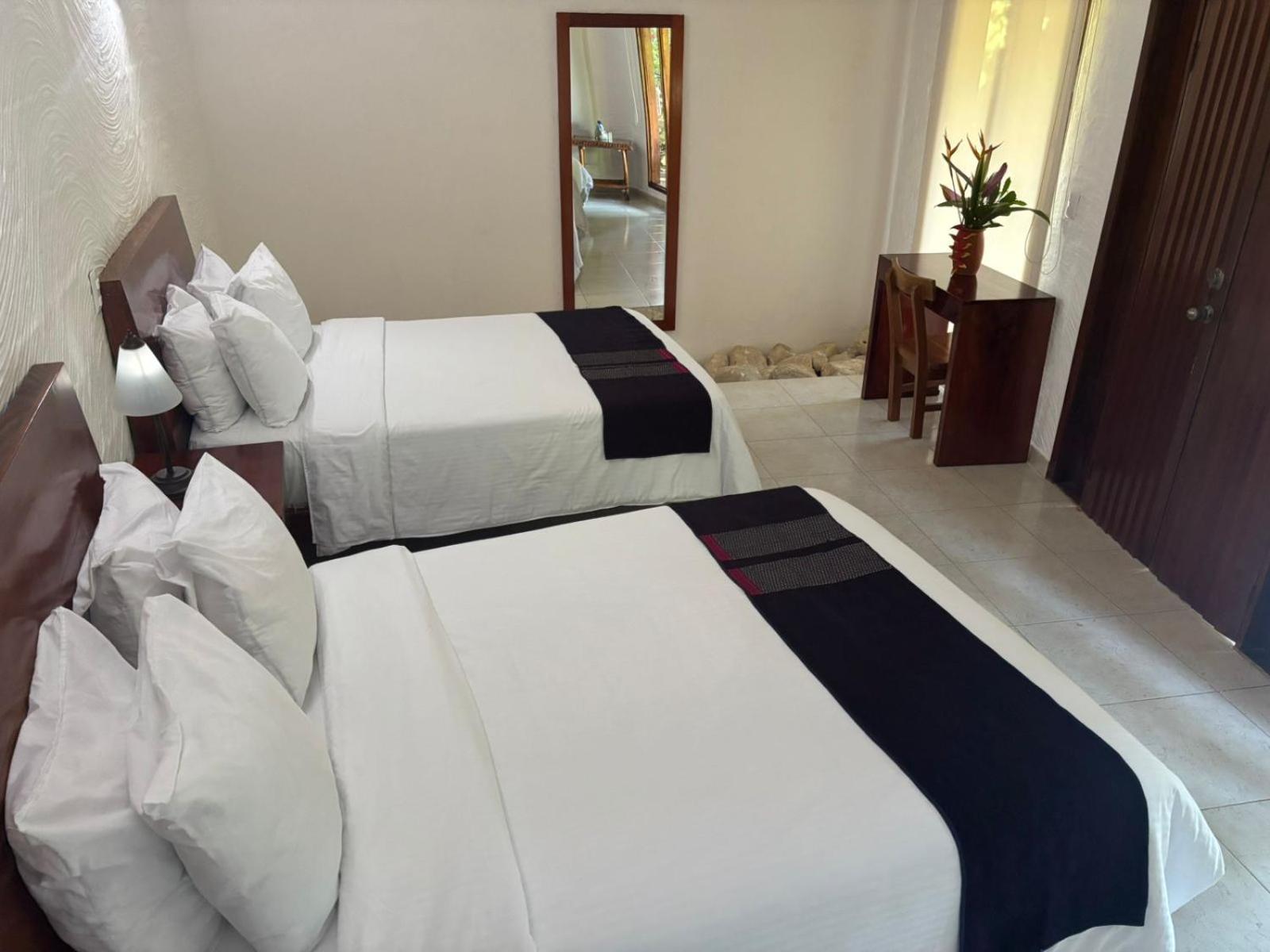 Hotel La Aldea Del Halach Huinic ปาเลงเก ภายนอก รูปภาพ